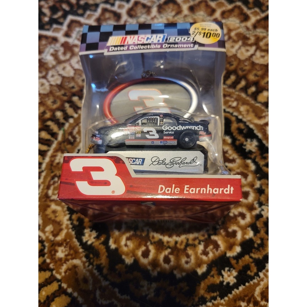 Dale Earnhardt #3 NASCAR Ornament 2004  Goodwrench  Collector!
